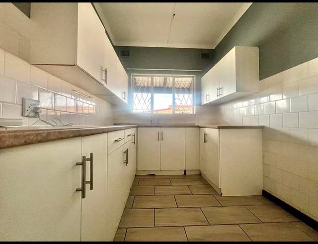 2 BEDROOM APARTMENT FOR SALE IN PIETERMARITZBURG